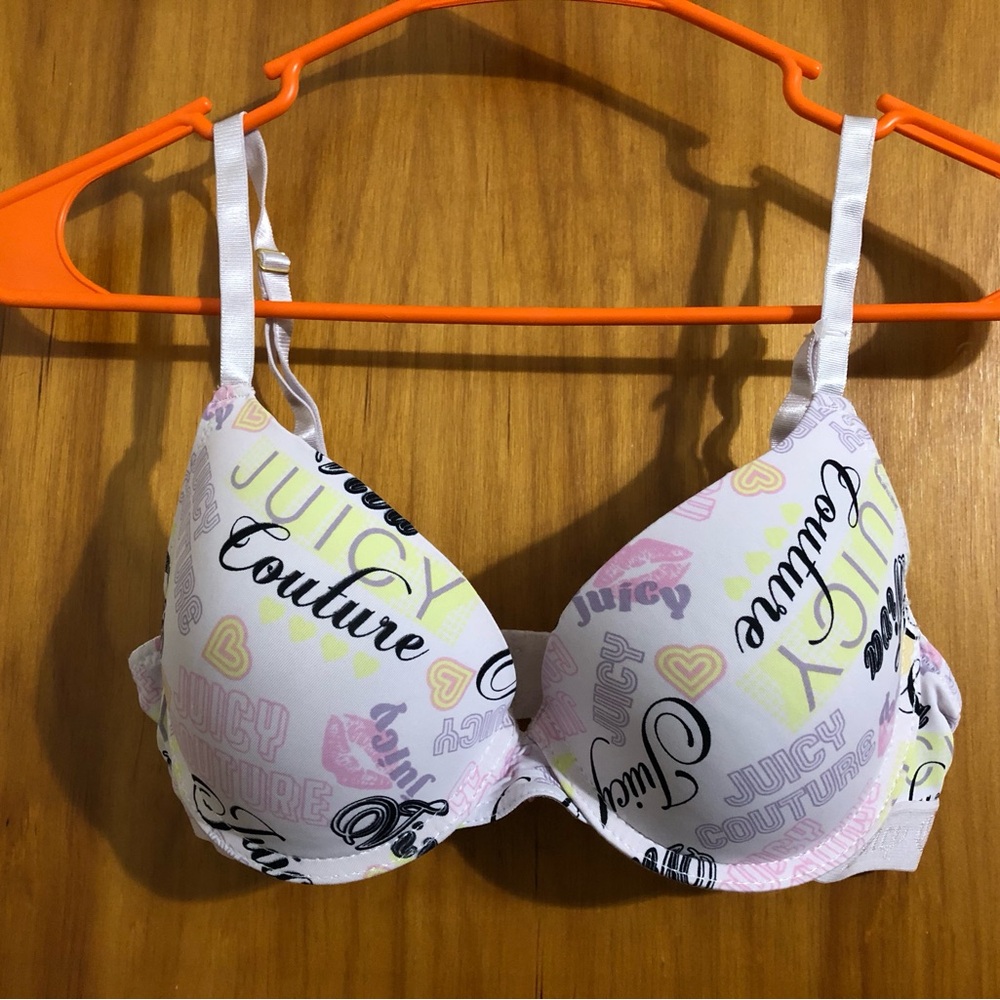Juicy Couture Women's Graphic Bra - White and Pink